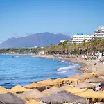 Banus - Centre Sea Views 公寓