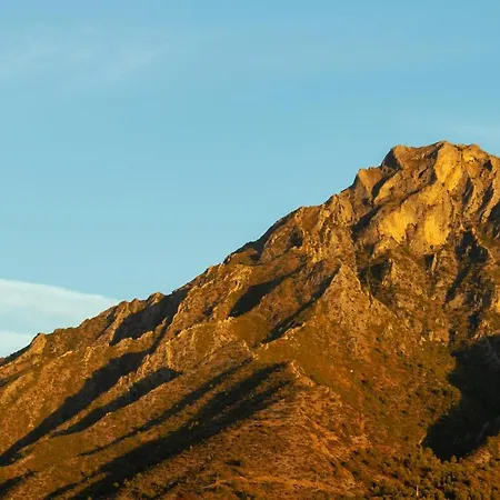 Banus - Centre Sea Views