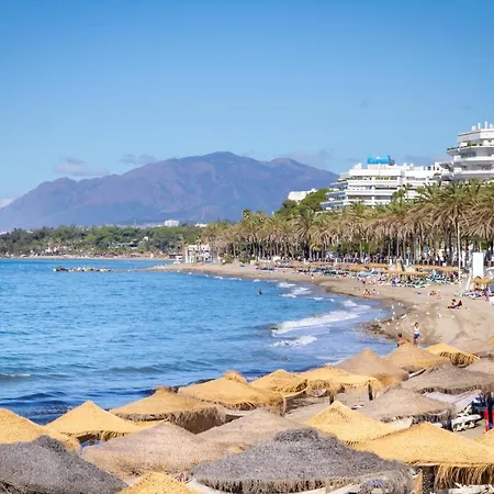 Banus - Center - Prime Location - Bright3br - 2ba - Sea Views From Living Room, Bedrooms & Terrace - Outdoor Terrace Balcony - Steps From The - Walk Everywhere - Surrounded By Restaurants & Bars - Ideal For Families Apartment
